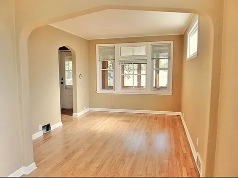 738 Magnolia Avenue E Saint Paul MN 55106