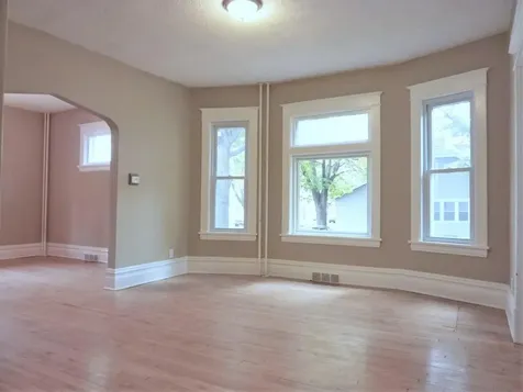 738 Magnolia Avenue E Saint Paul MN 55106