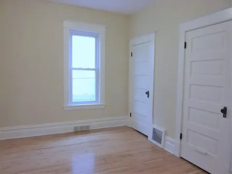 738 Magnolia Avenue E Saint Paul MN 55106