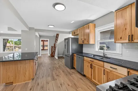 5146 Cleveland Street Veseli MN 55046