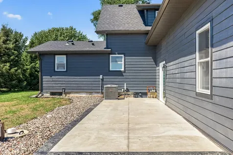 5146 Cleveland Street Veseli MN 55046