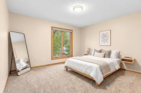 1585 Millpond Court Chaska MN 55318