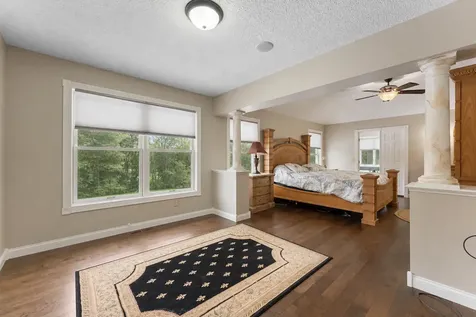 6453 Oxford Road N Shakopee MN 55379