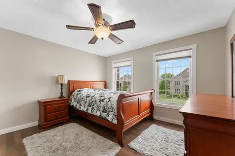 6453 Oxford Road N Shakopee MN 55379