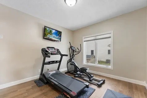 6453 Oxford Road N Shakopee MN 55379