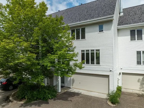 921 / 923 Dartmouth Place SE Minneapolis MN 55414
