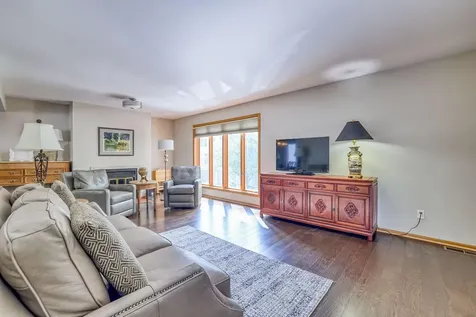 921 / 923 Dartmouth Place SE Minneapolis MN 55414