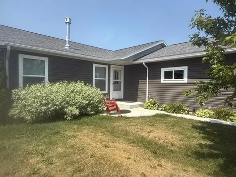 537 Elm Street N Kimball MN 55353