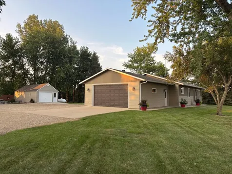 27366 260th Street Worthington MN 56187