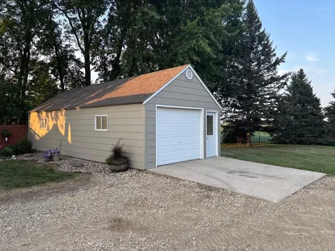 27366 260th Street Worthington MN 56187