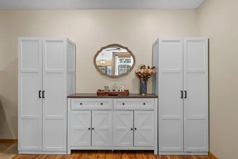 2245 River Rock Lane Shakopee MN 55379
