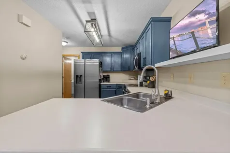 2245 River Rock Lane Shakopee MN 55379