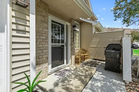 2245 River Rock Lane Shakopee MN 55379
