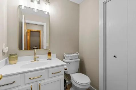 2245 River Rock Lane Shakopee MN 55379