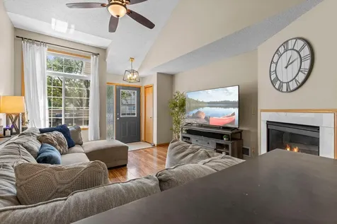 2245 River Rock Lane Shakopee MN 55379