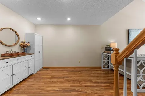 2245 River Rock Lane Shakopee MN 55379