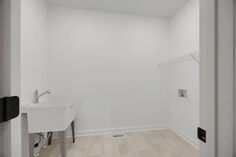 20024 Gaines Court Lakeville MN 55044