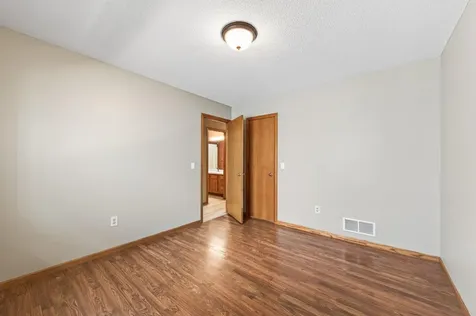 1819 9th Avenue SE Forest Lake MN 55025