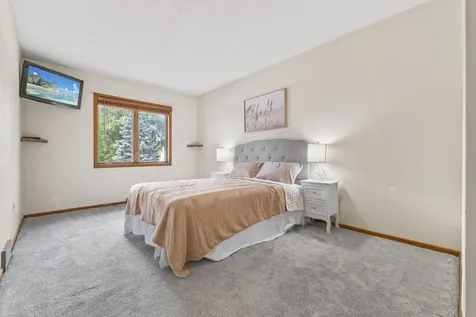 5662 Royal Oaks Drive Shoreview MN 55126