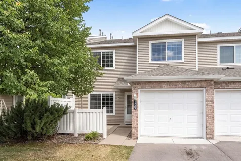 1229 Highpoint Curve Shakopee MN 55379