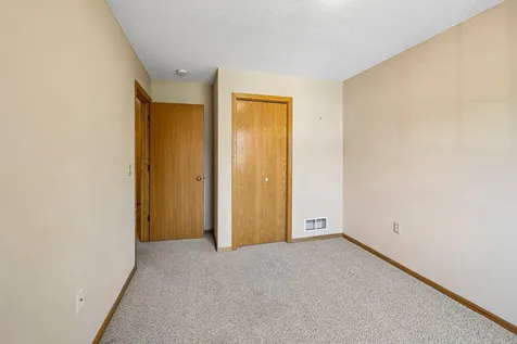 214 11th Avenue S Princeton MN 55371