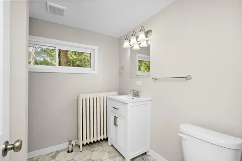 205 Adams Street SE Hutchinson MN 55350