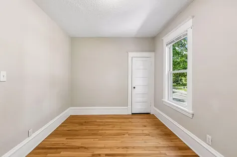 382 N Cleveland Avenue N Saint Paul MN 55104