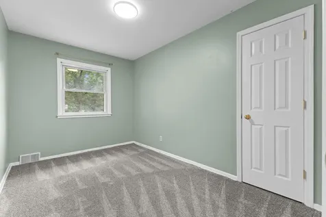 5306 Quebec Avenue N New Hope MN 55428