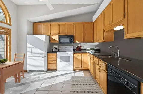 801 Southcross Drive E Burnsville MN 55306
