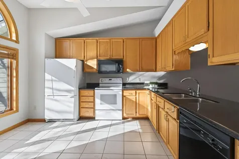 801 Southcross Drive E Burnsville MN 55306