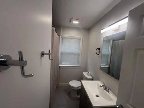 1876 Chelton Avenue W Saint Paul MN 55104