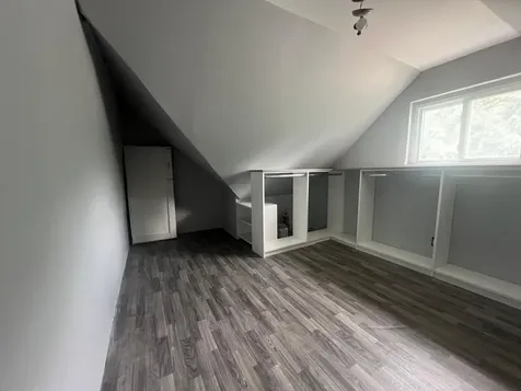 1876 Chelton Avenue W Saint Paul MN 55104