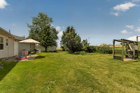 1413 60th Avenue NW Byron MN 55920