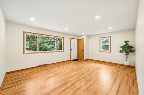 1625 Flag Avenue N Golden Valley MN 55427