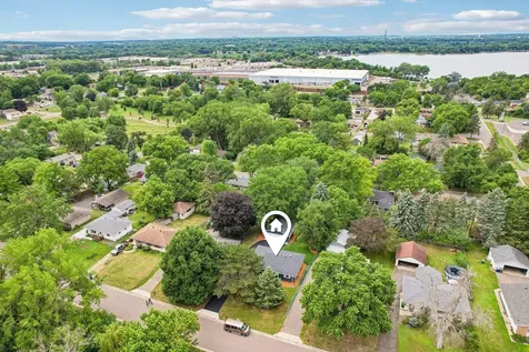 1625 Flag Avenue N Golden Valley MN 55427
