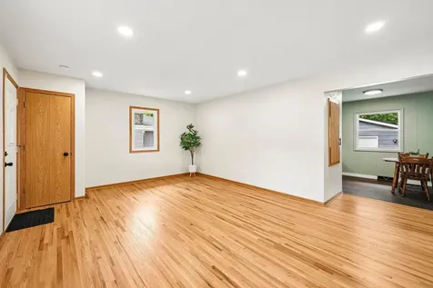1625 Flag Avenue N Golden Valley MN 55427