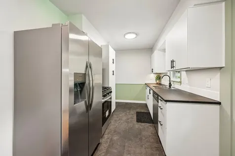 1625 Flag Avenue N Golden Valley MN 55427