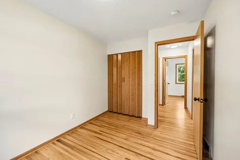 1625 Flag Avenue N Golden Valley MN 55427