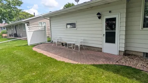 1407 9th Street NW Austin MN 55912