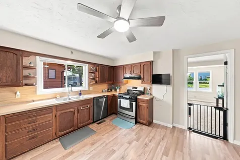 201 N Linden Street Belle Plaine MN 56011