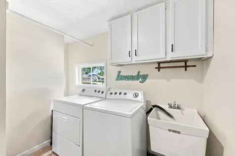 201 N Linden Street Belle Plaine MN 56011
