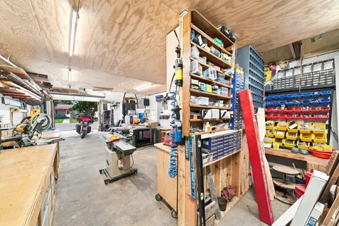 201 N Linden Street Belle Plaine MN 56011