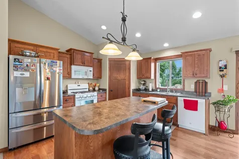 1050 Mallard Street NE Hanover MN 55341