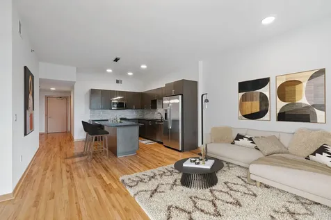 1240 S 2nd Street Minneapolis MN 55415