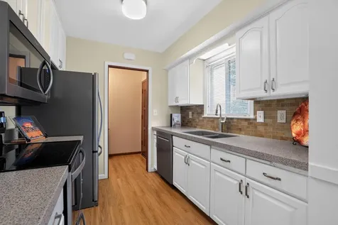 2009 W 83rd Street Bloomington MN 55431