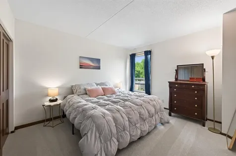 6710 Vernon Avenue S Edina MN 55436
