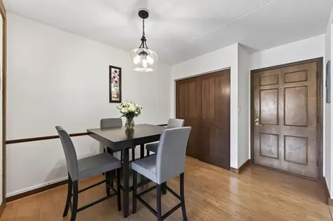 6710 Vernon Avenue S Edina MN 55436