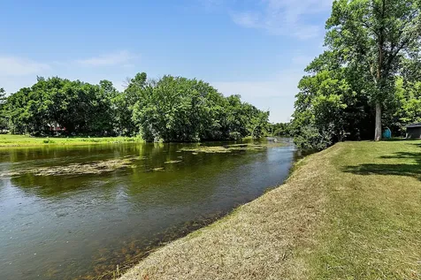 6642 Old Highway 52 Saint Cloud MN 56303