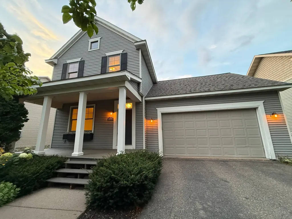 11374 Balsam Way Woodbury MN 55129