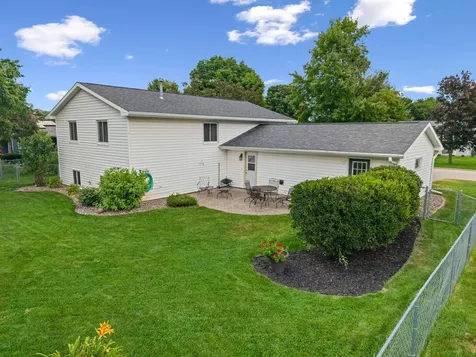 1218 Poplar Street La Crescent MN 55947